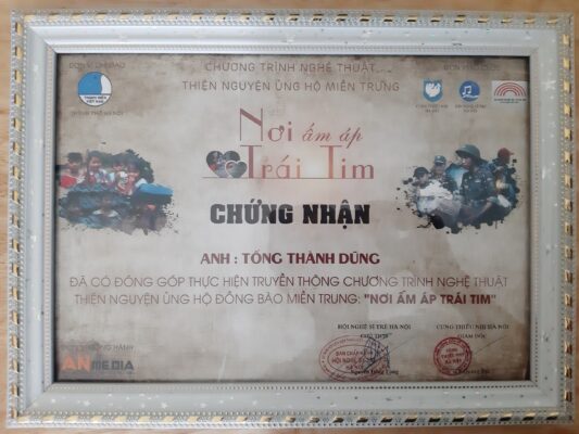 Ủng hộ miền Trung yêu thương