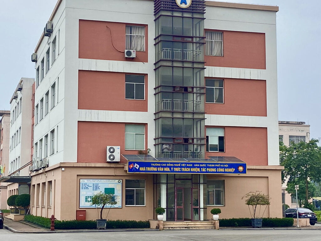 Trường cao đẳng liên việt - Hàn Quốc 