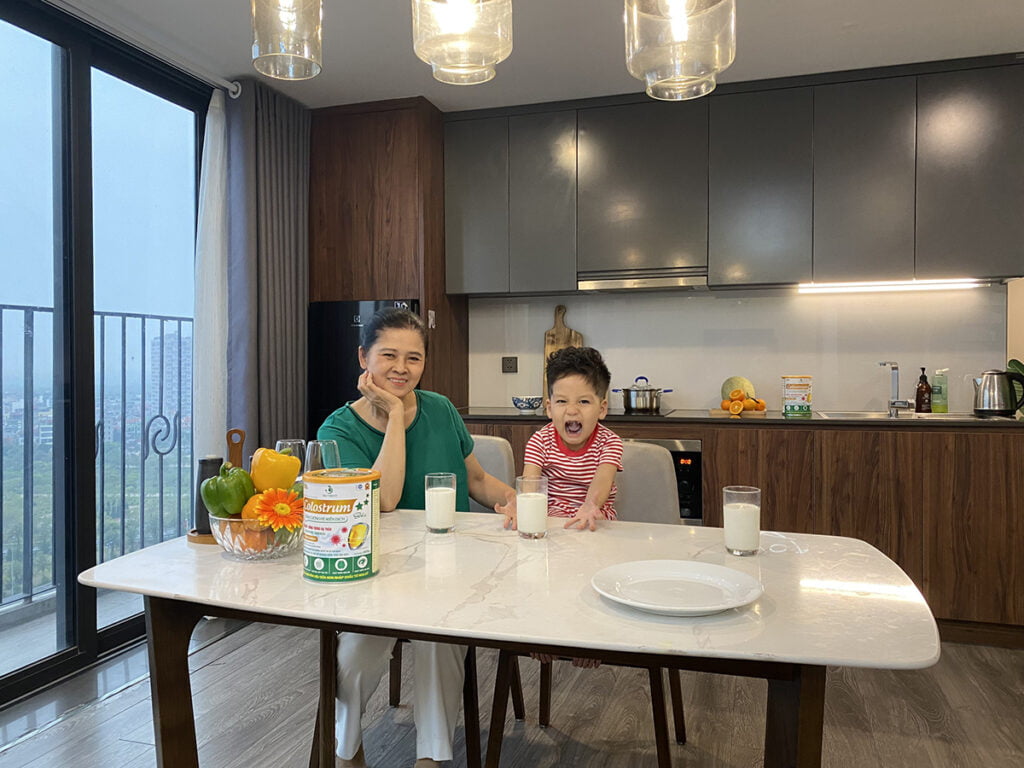 Người lớn tuổi đang mắc bệnh mãn tính hoặc gặp vấn đề về sức khỏe như tiểu đường, mỡ trong máu, gout, đau xương khớp hay cao huyết áp